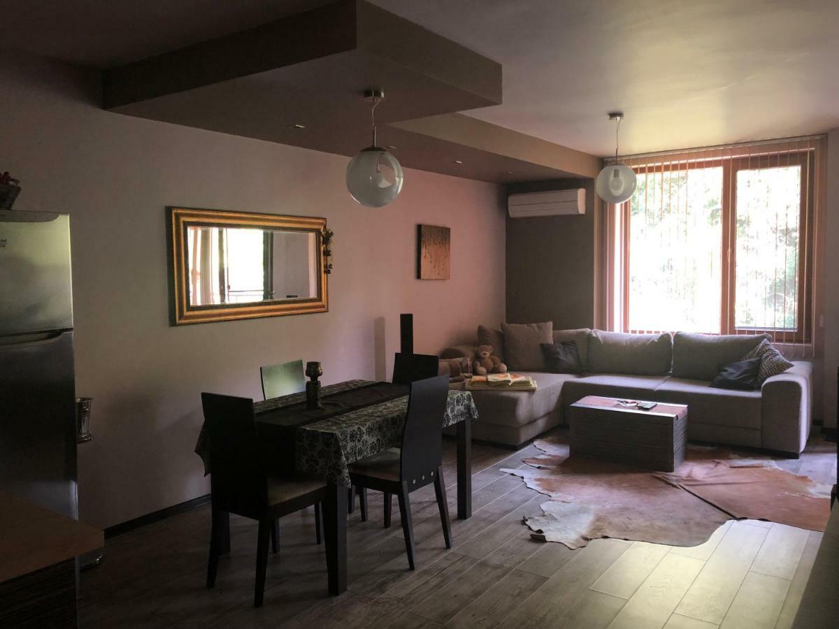 Апартамент Мегилукс Blagoevgrad Exterior foto